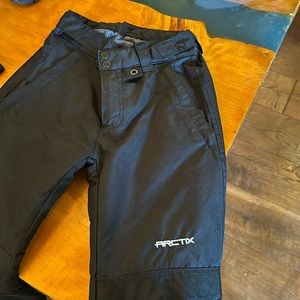 ARCTIX Kids Black snowboard/Ski Pants. Reinforced knees, back. Unisex M.